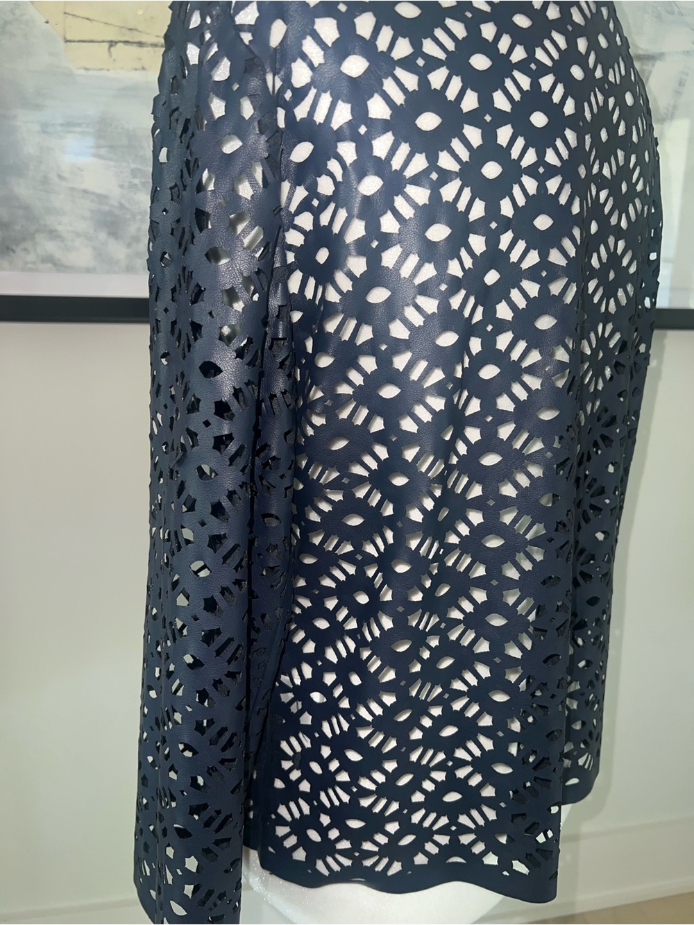 Alberto Makali Navy Laser-Cut Floral Statement Piece Jacket-LIKE NEW• GREAT DEAL - Picture 9 of 11
